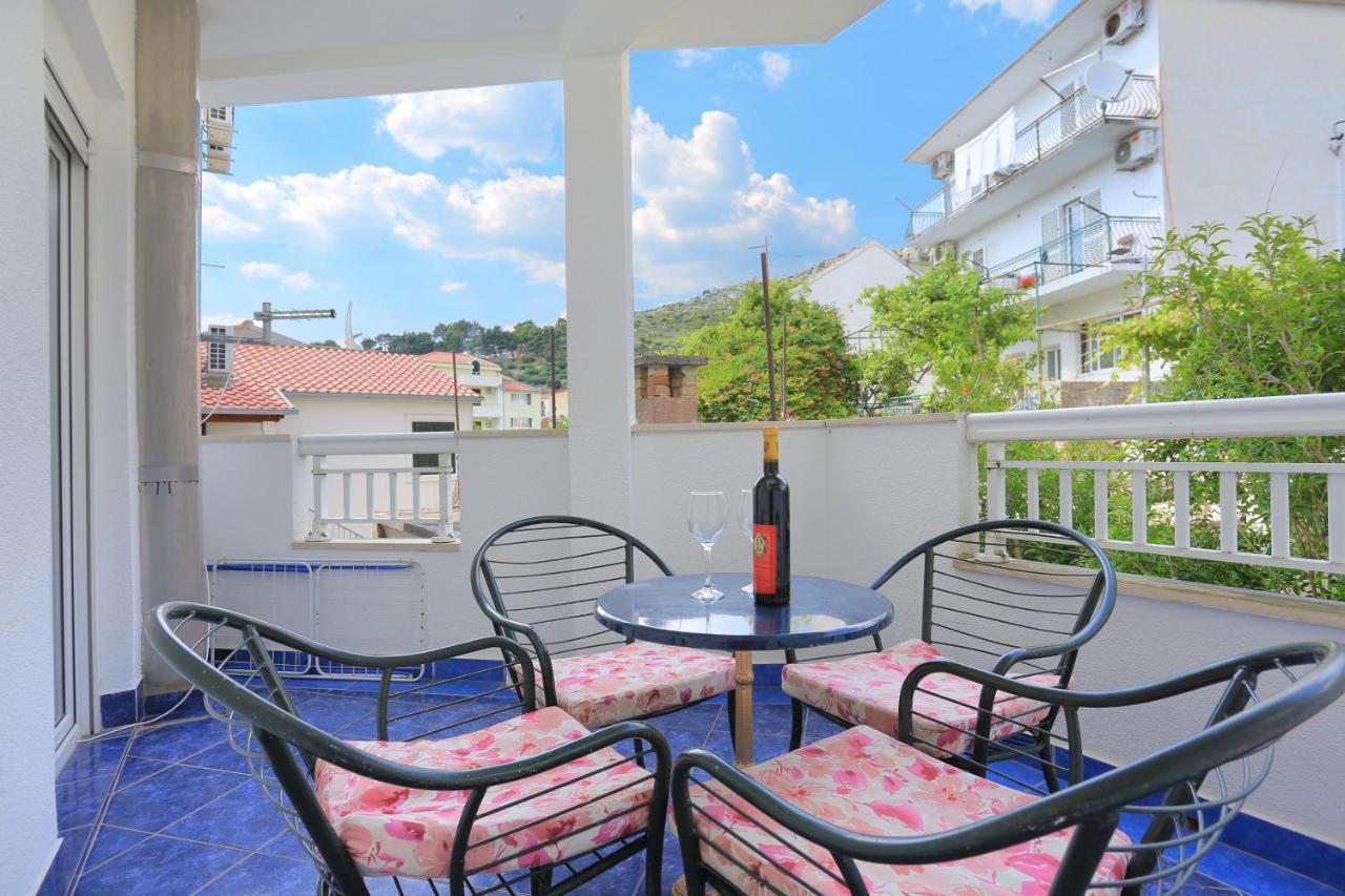 Apartments By The Sea Podgora, Makarska - 18918 Eksteriør bilde